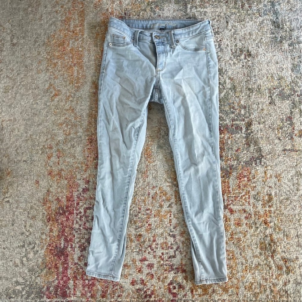 Universal Thread Light Blue Skinny Jeans